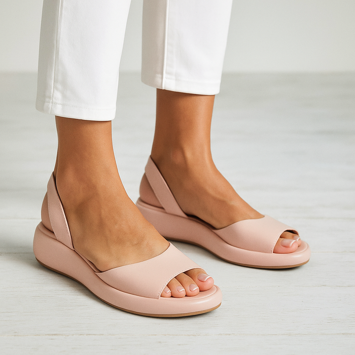 Sandalias ortopédicas Avenelle con plantilla acolchada