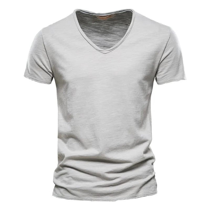 ENZO™ | POLO ESCOTE EN V